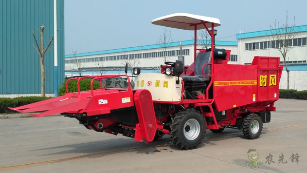 時風(fēng)4YZP-2H型自走式玉米收獲機