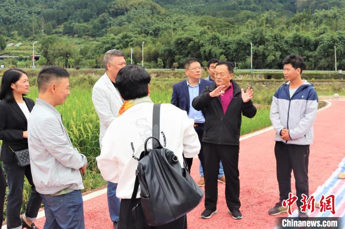 海外專家指導育種 助閩東發(fā)展農(nóng)業(yè)“芯片”